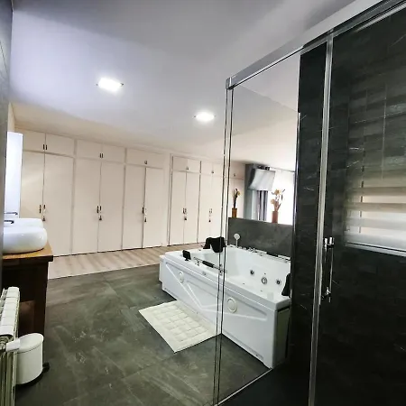Villa Luxury In - Mountain Views, Pool, Close To Barcelona And The Vallromanes
