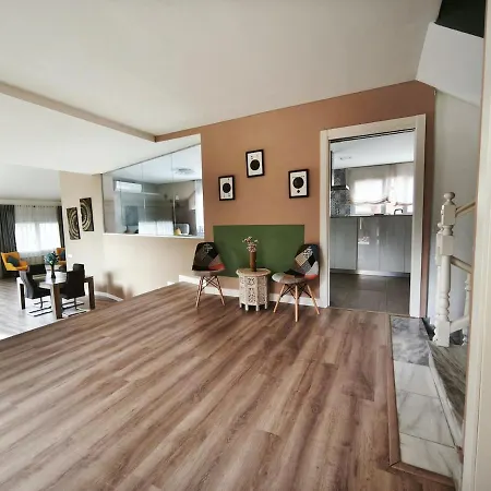 Luxury In - Mountain Views, Pool, Close To Barcelona And The Villa